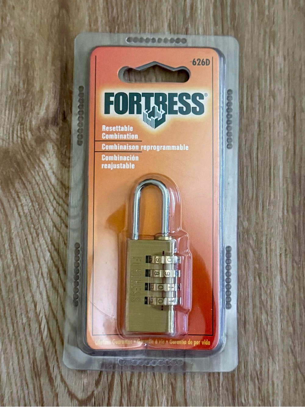Master Lock FORTRESS 626D Combination Padlock Resettable 4-Dial Brass Finish - Picture 5 of 5
